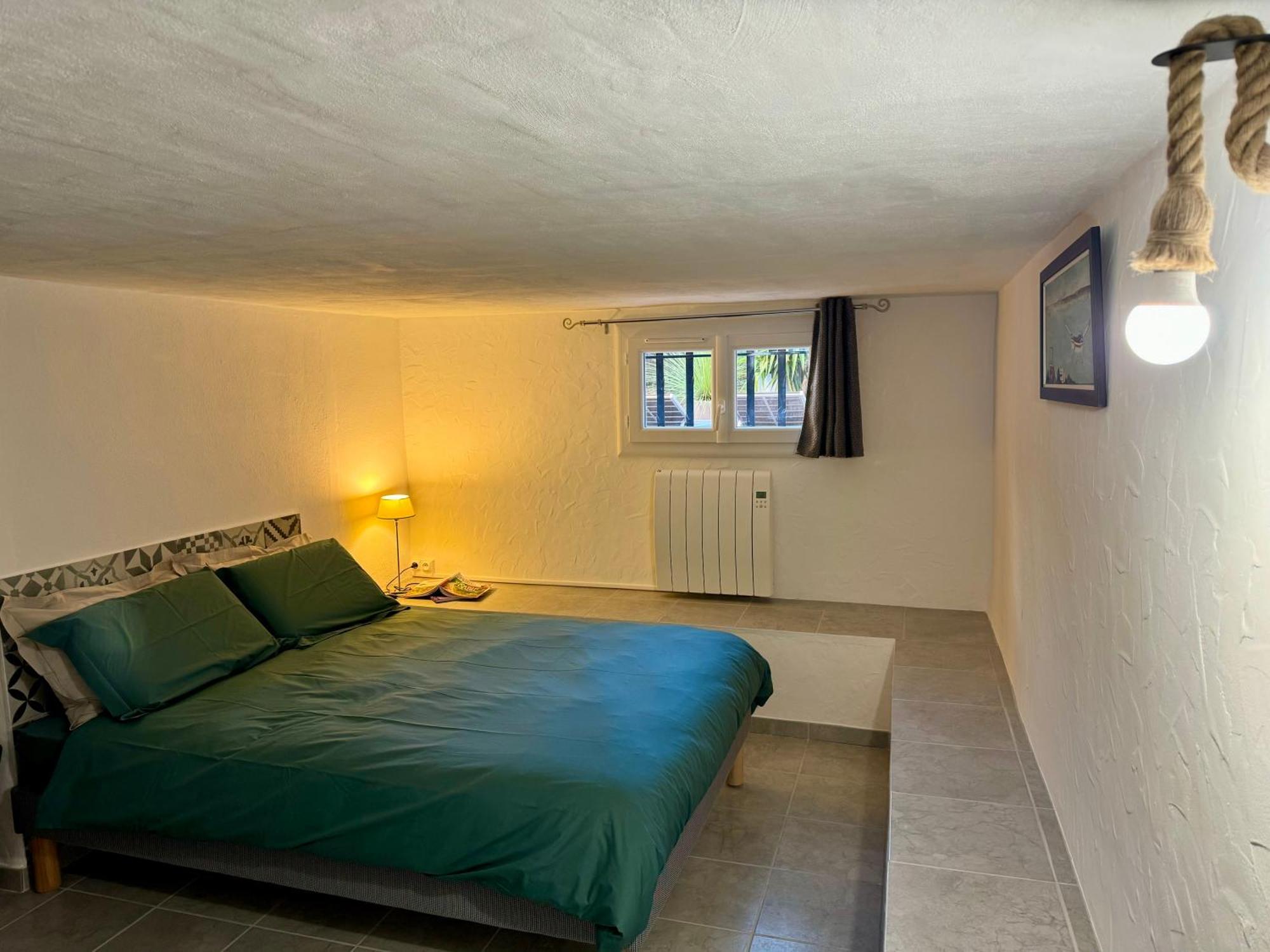 Holiday home Les 2 Oliviers